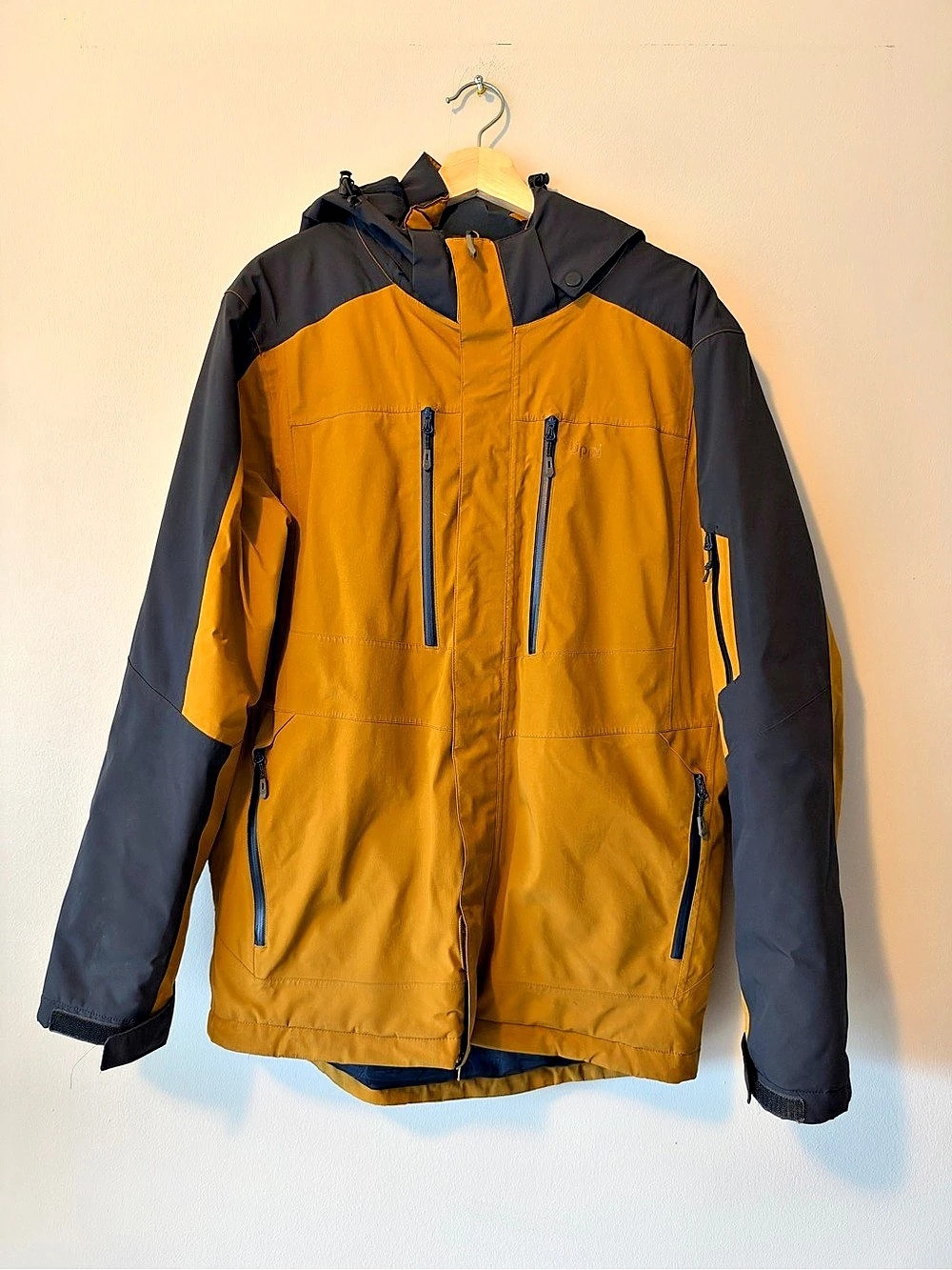 Men's Jacket in Yellow & Black L